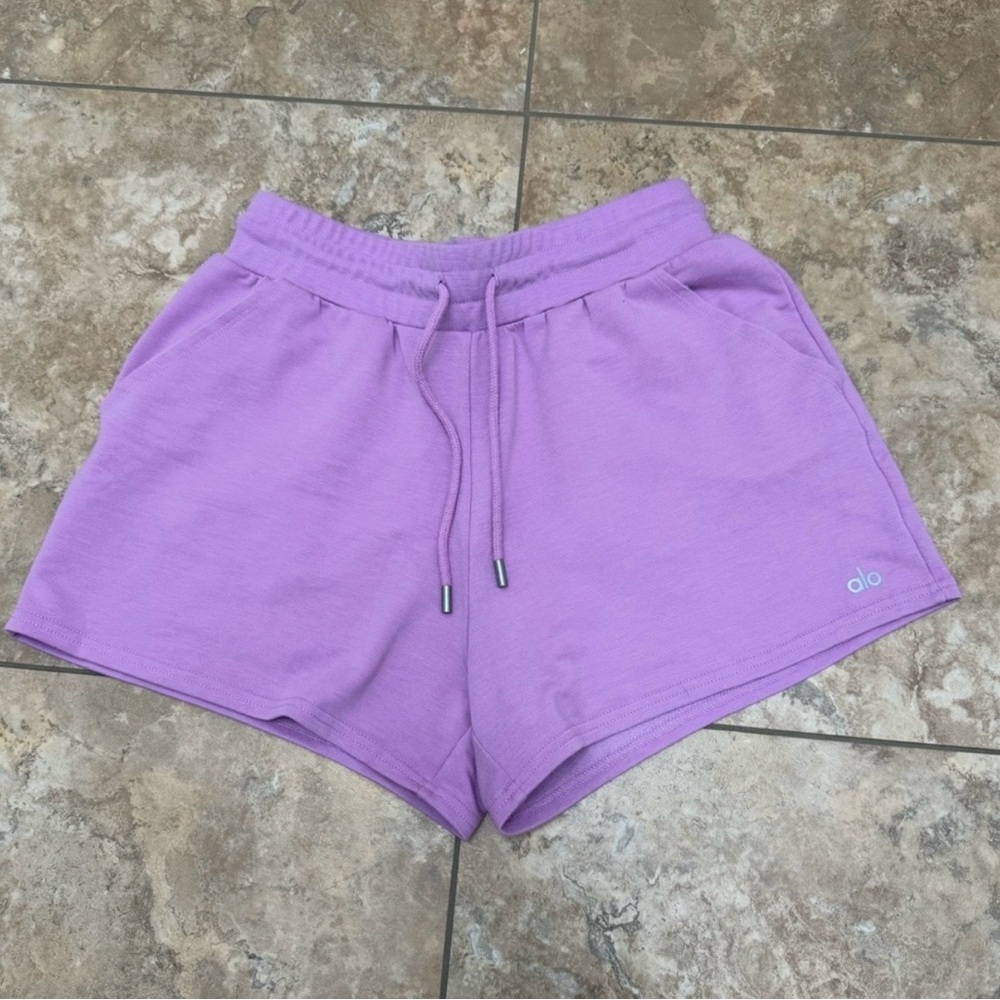 ALO Yoga Lavender Drawstring Athletic Shorts